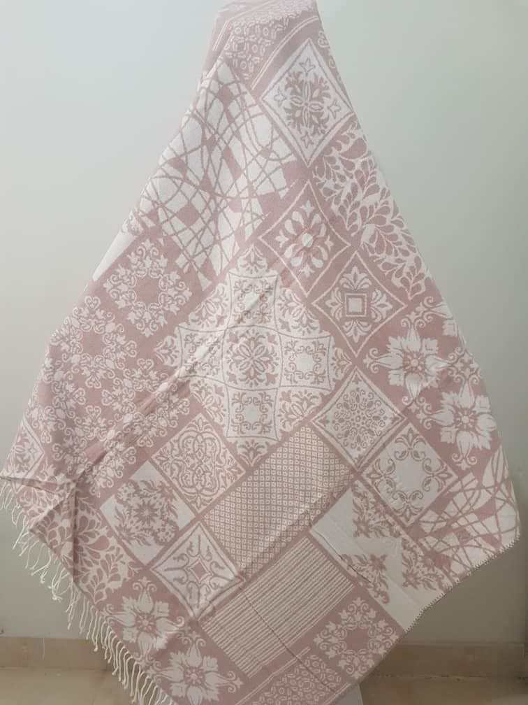 تصویر 1 از قیمت شگفت انگیز پتو پنبه ای ژاکارد + فروش عمده