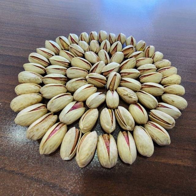 تصویر 2 از فروش پسته احمد آقایی صادراتی به‌ صورت عمده