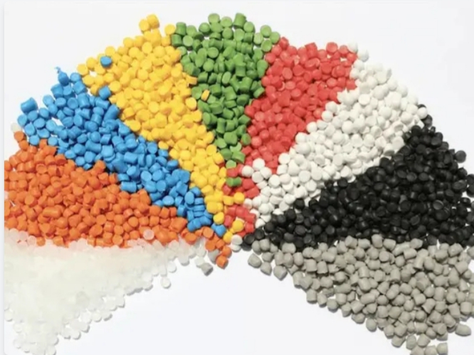 خرید گرانول pvc رنگی درجه یک برای بسته بندی + قیمت عمده