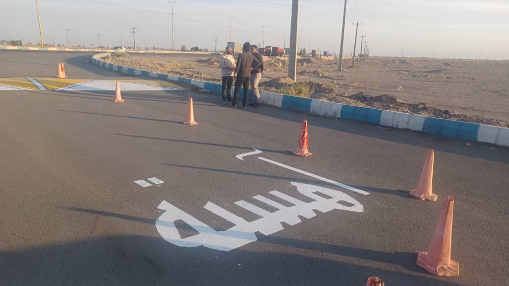 رنگ ترافیکی کرج با پوشش قوی و دوام بالا