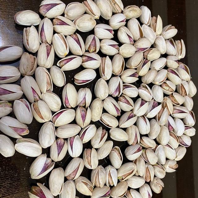 تصویر 2 از قیمت خرید پسته احمد آقایی صادراتی با فروش عمده