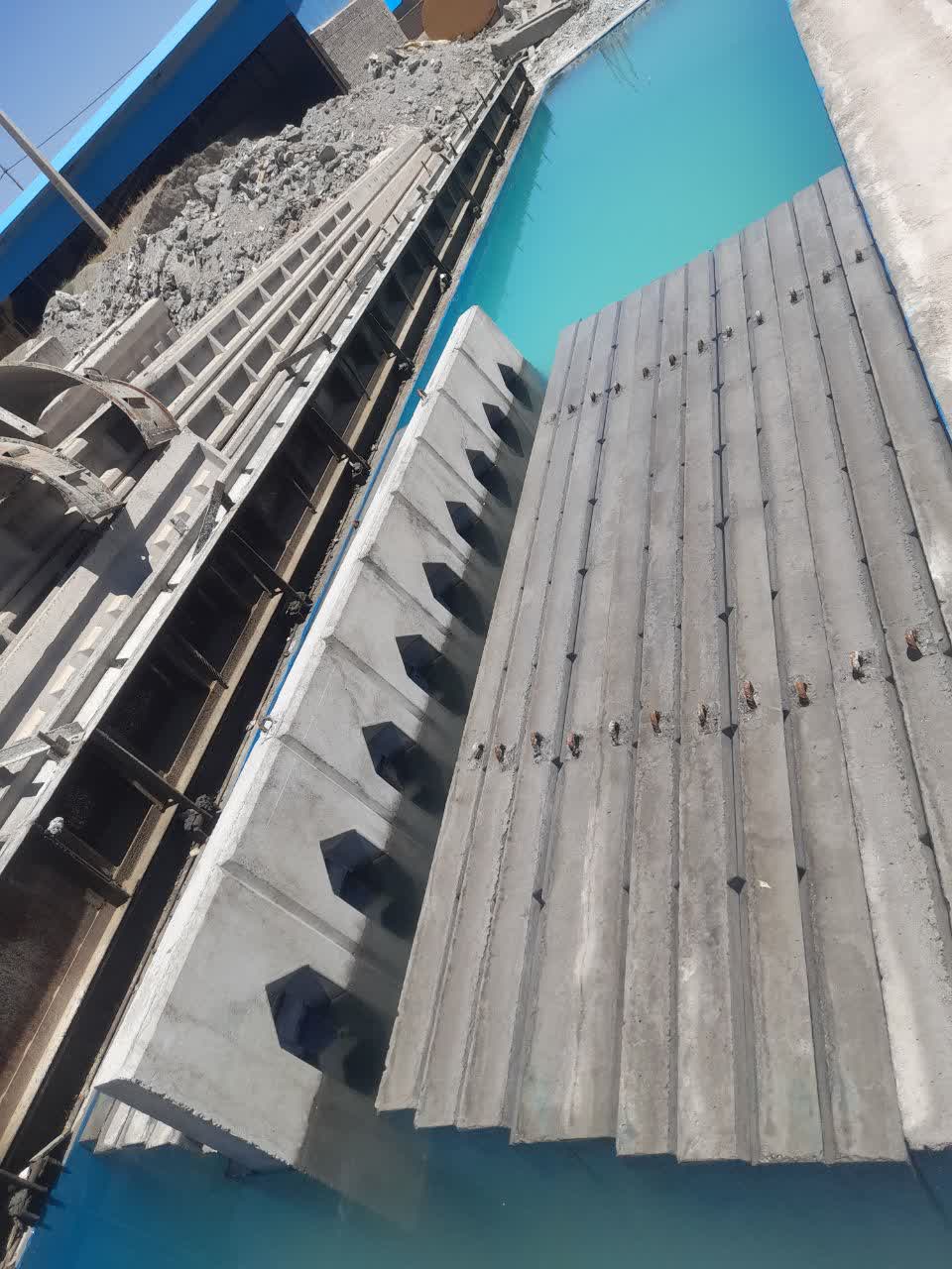 تصویر 3 از قیمت دیوار بتنی پیش ساخته محوطه