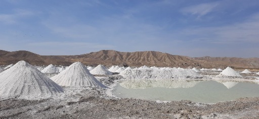 تصویر 3 از نمک چشمه دانه شیلاتی فروش عمده خرید عالی