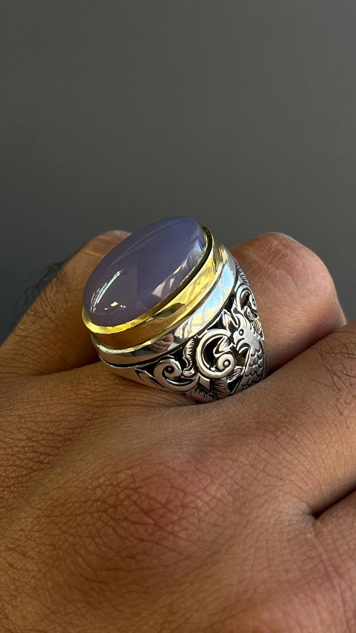 تصویر 2 از انگشتر مردانه عقیق یمنی سوسنی اصل رکاب نقش طاووس