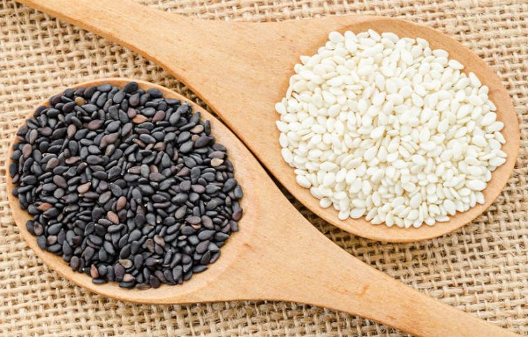 تصویر 1 از قیمت خرید گیاه کنجد سیاه خام + فروش ویژه