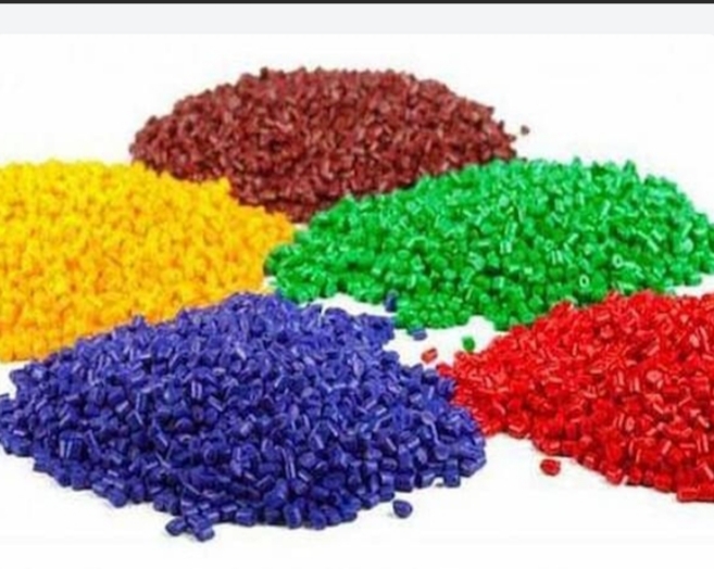 تصویر 3 از خرید گرانول pvc گرید ١٢٥ برای روکش سیم افشان