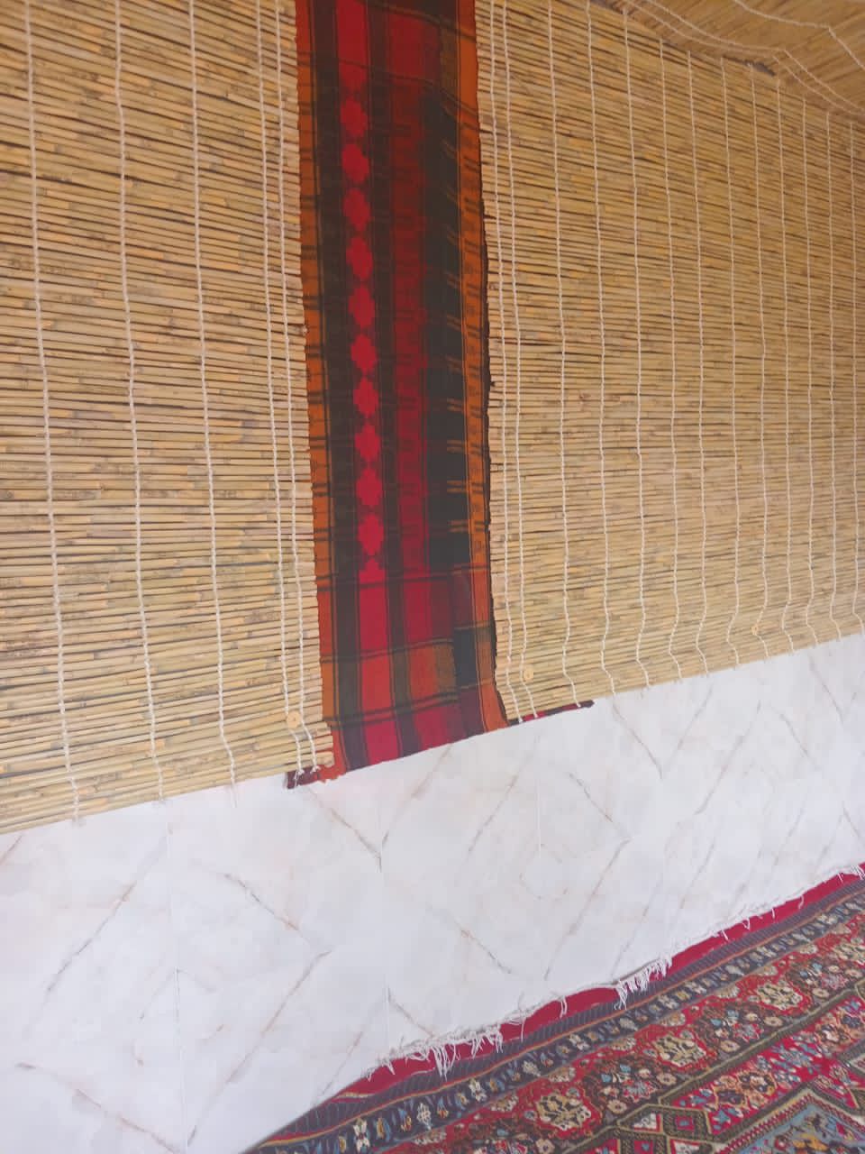 تصویر 1 از حصیر چوبی + ترکیب زیبایی سنت و کارایی مدرن