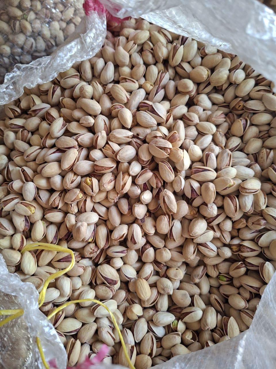 تصویر 2 از پسته اکبری درجه یک