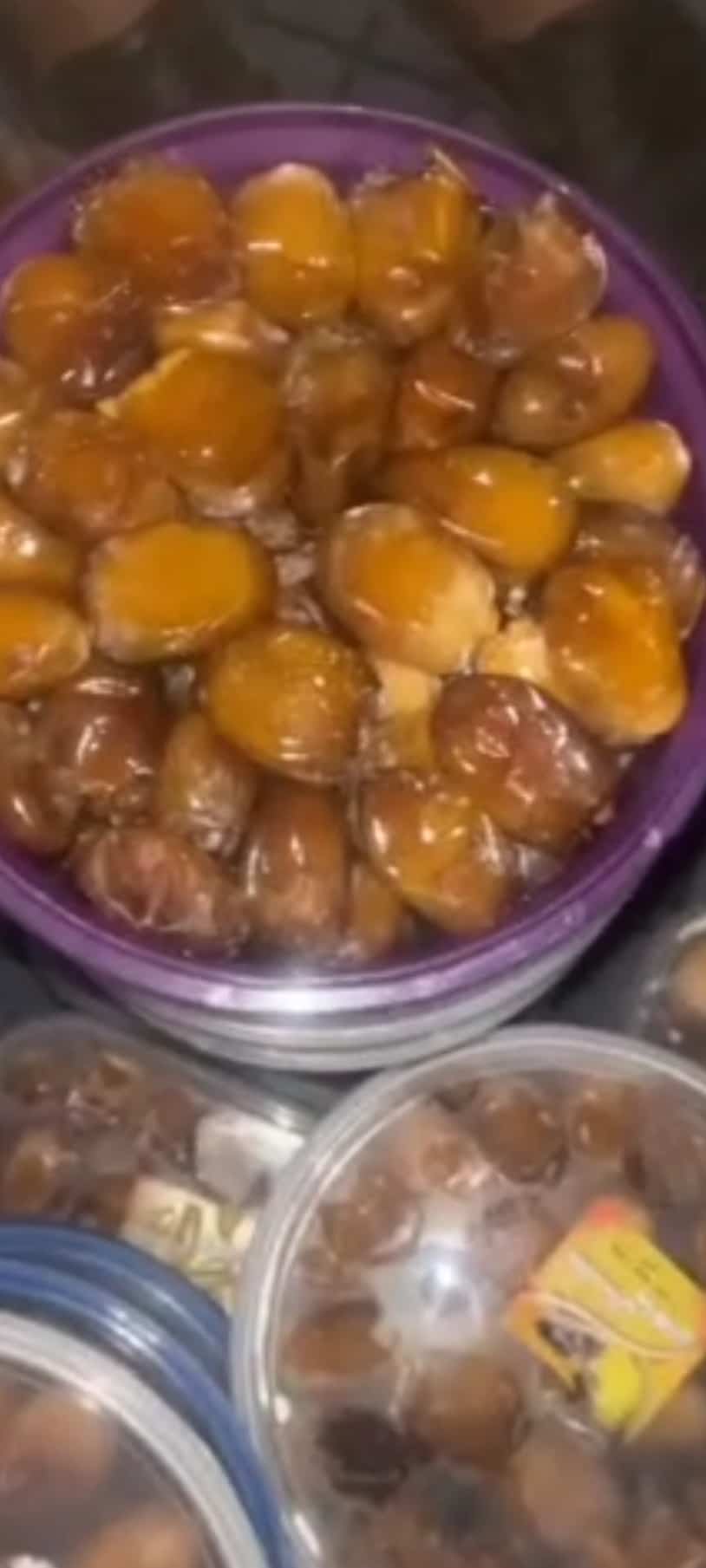 تصویر 2 از خرما زرد زاهدی کیفیت تضمینی درجه‌ اعلی