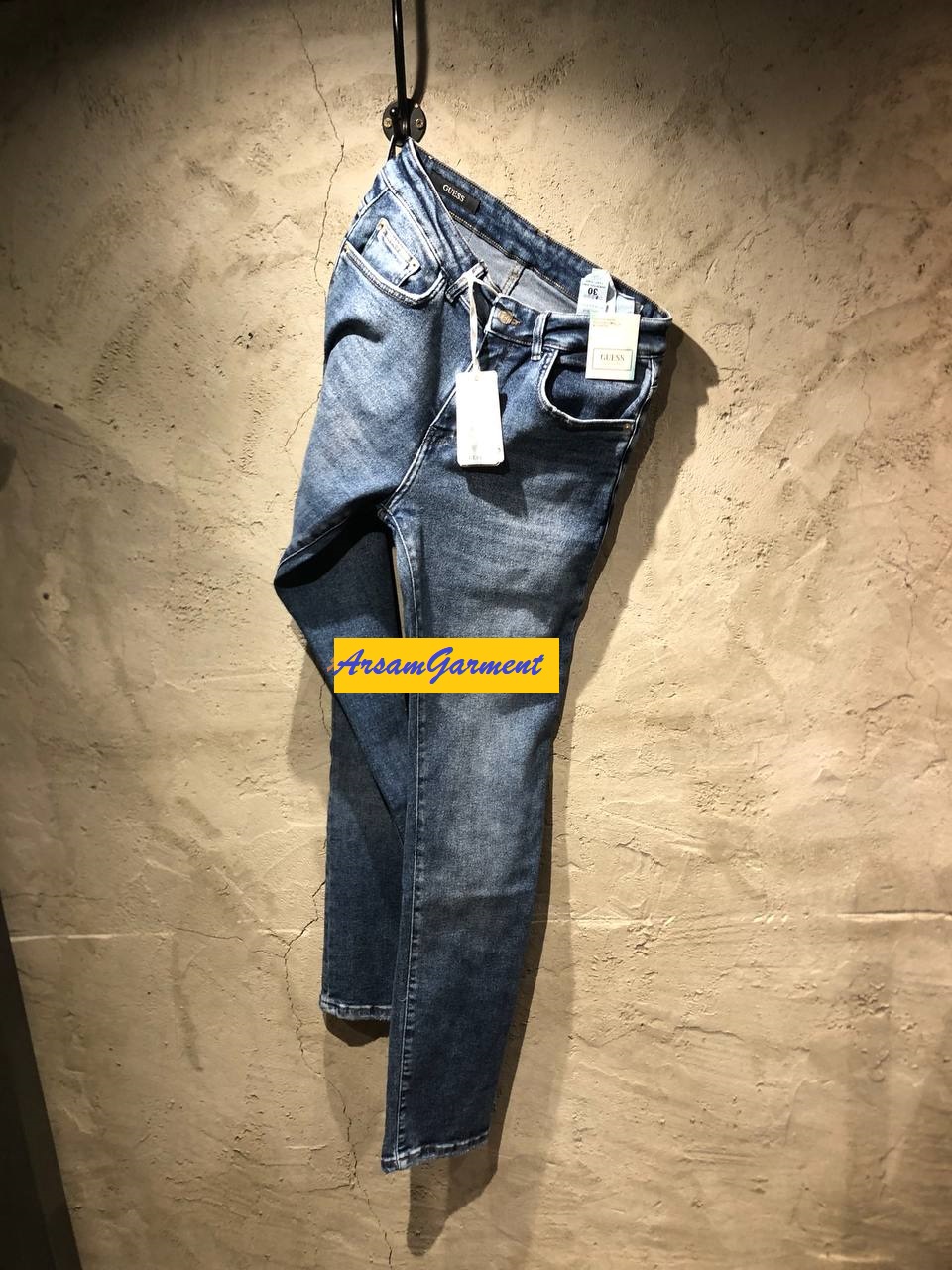 شلوار جین مدل Guess