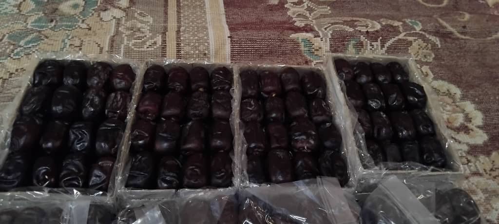 تصویر 2 از بهترین قیمت خرید خرما مضافتی کرمان + قیمت عمده و به روز