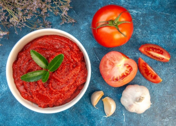 تصویر 2 از رب گوجه‌فرنگی تبرک + قیمت باور نکردنی