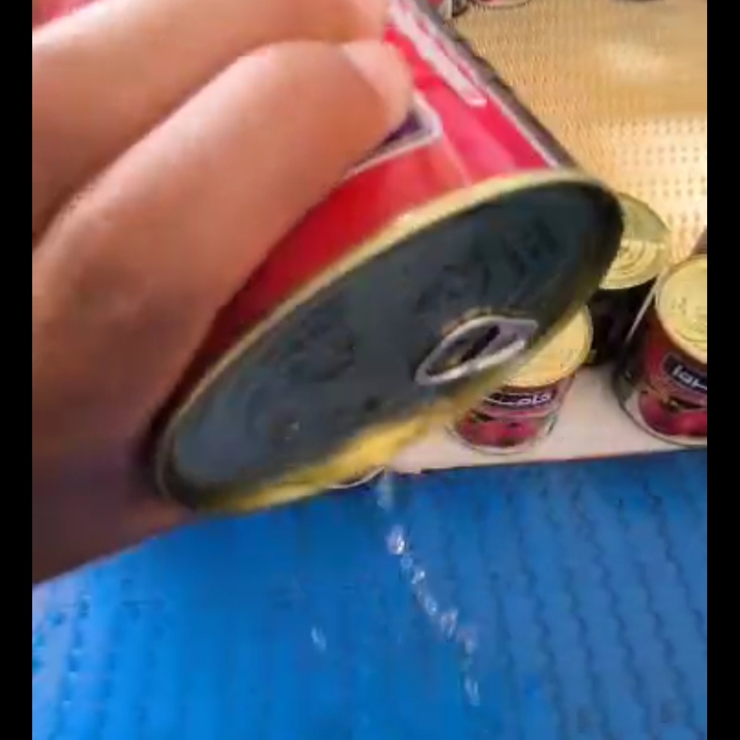 تصویر 1 از فروش رب گوجه فرنگی با برند کامروز و طاها رب