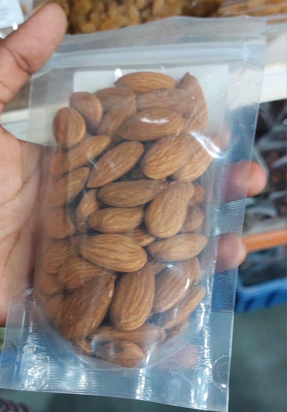 تصویر 1 از فروش آنلاین بادام خام کیلویی + قیمت استثنایی