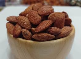 تصویر 3 از فروش مغز بادام زرین ایرانی + قیمت عمده