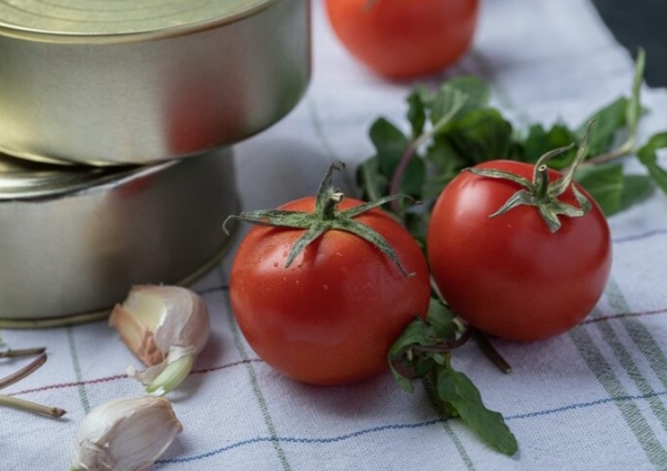 تصویر 5 از رب گوجه‌ فرنگی خانگی + بهترین گزینه خرید عمده
