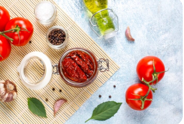 تصویر 2 از رب گوجه‌ فرنگی خانگی + بهترین گزینه خرید عمده