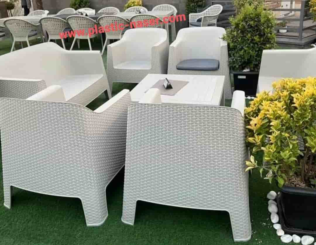 تصویر 2 از خرید مبل دو نفره پلاستیکی با قیمت مناسب