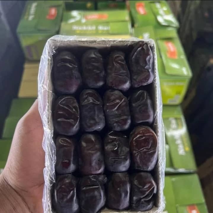تصویر 3 از قیمت خرما مضافتی باکیفیت ارزان + خرید عمده