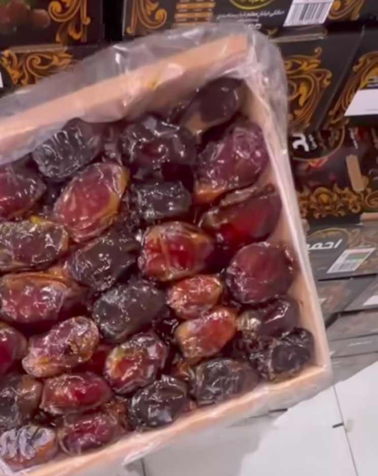 تصویر 3 از خرید خرمای کبکاب تازه و درجه یک با بسته‌ بندی بهداشتی