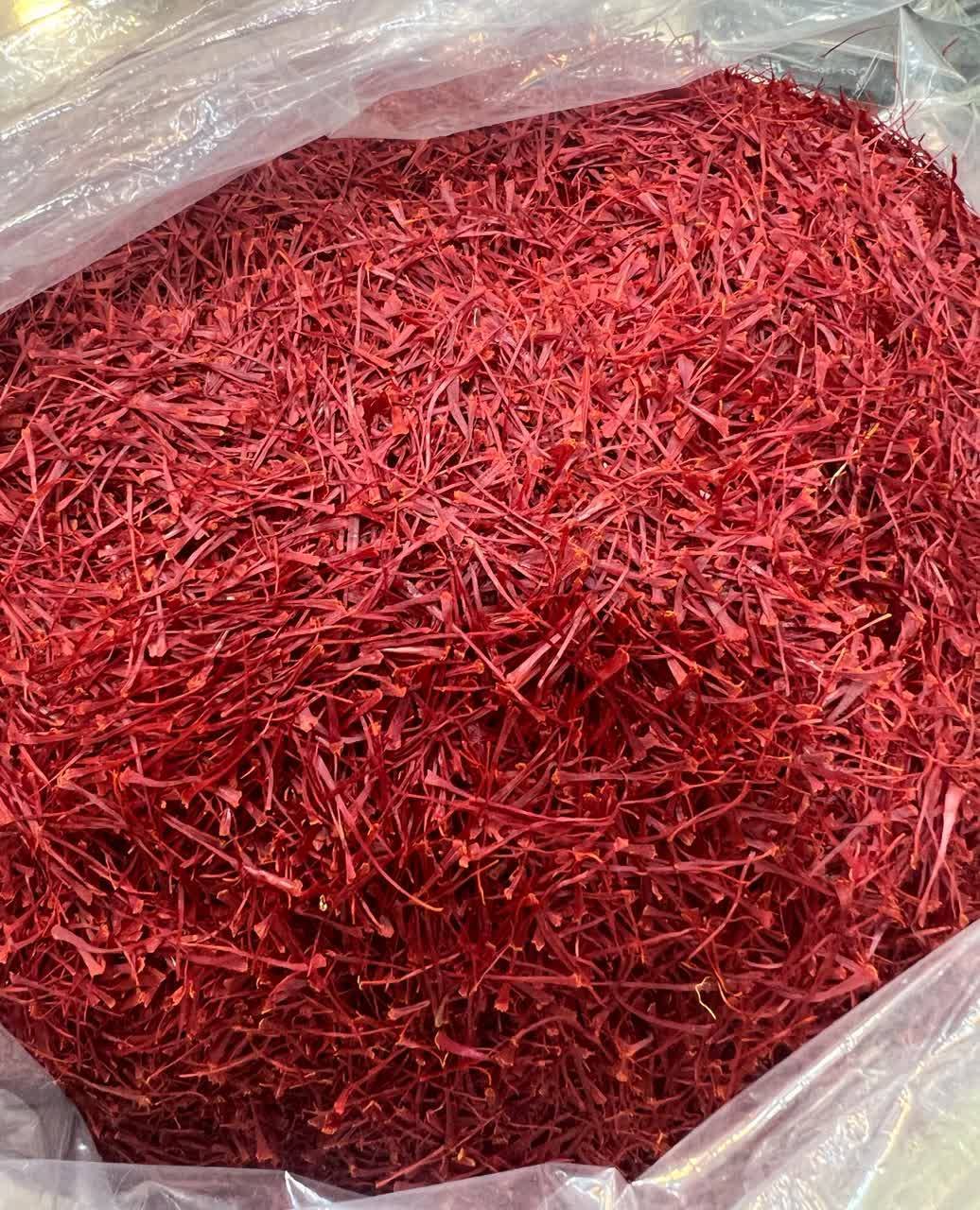 تصویر 1 از خرید عمده زعفران سوپر نگین قائنات + قیمت ویژه