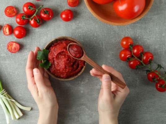 رب گوجه‌ فرنگی لوشات + کیفیت بی همتا