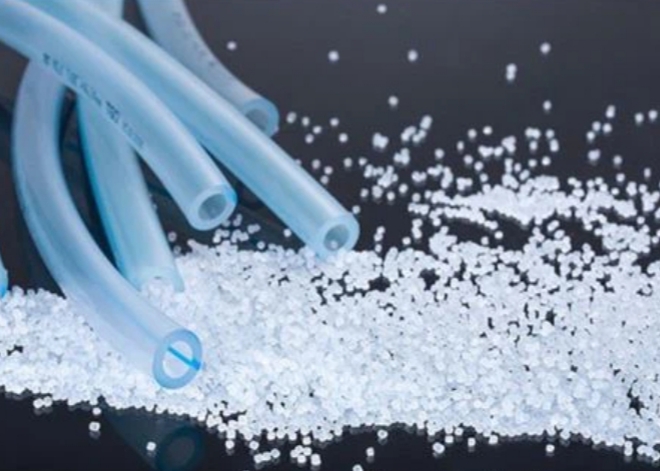 تصویر 1 از خرید گرانول pvc شفاف برای شلنگ های طبی + قیمت ویژه