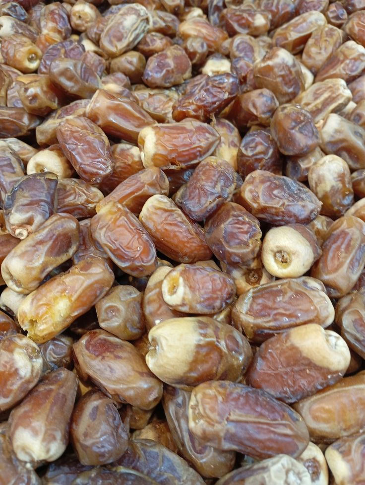 تصویر 1 از قیمت فروش عمده خرما زاهدی درجه یک طعم شیرین عالی