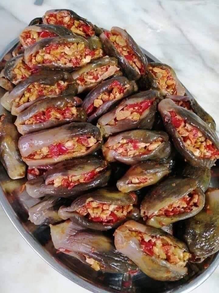 ترشی بادمجان شکم پر درباری + پت ۵ کیلویی