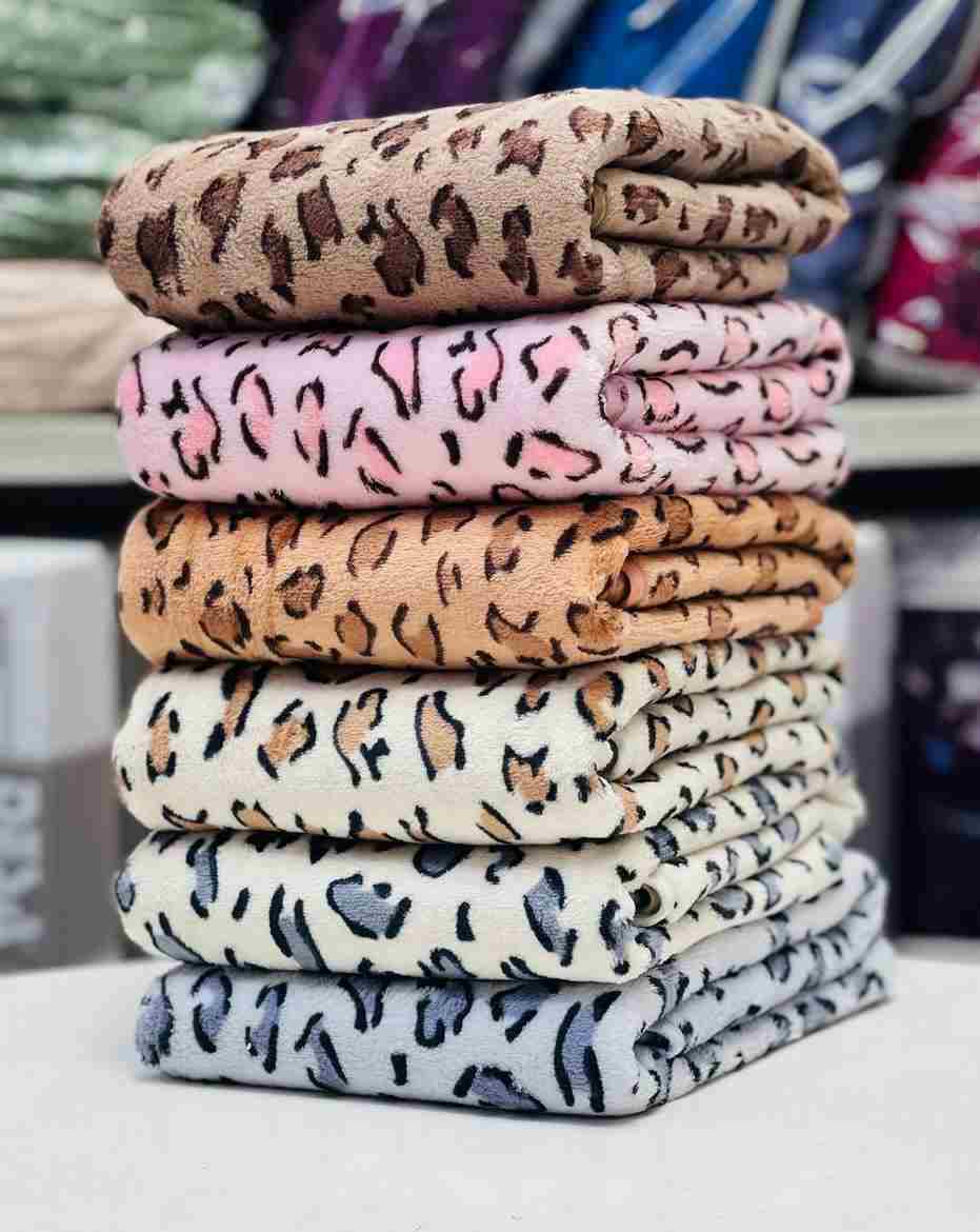 فروش ویژه حوله استخری پلنگی + فرصتی برای خریداران عمده