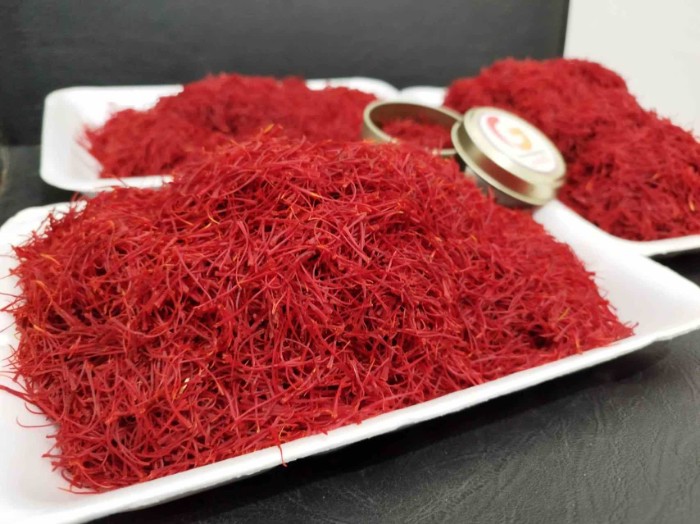 تصویر 5 از خرید و قیمت زعفران نگینی پرسی + فروش عمده