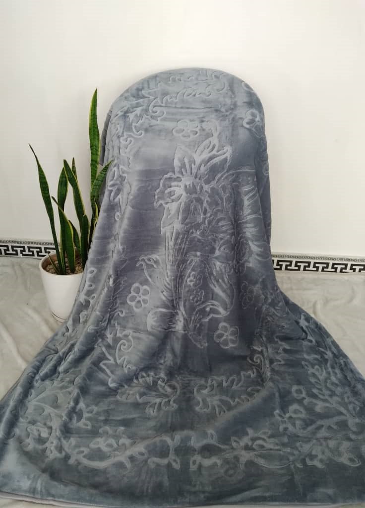 تصویر 1 از فروش عمده پتوی چیکا و نیکا