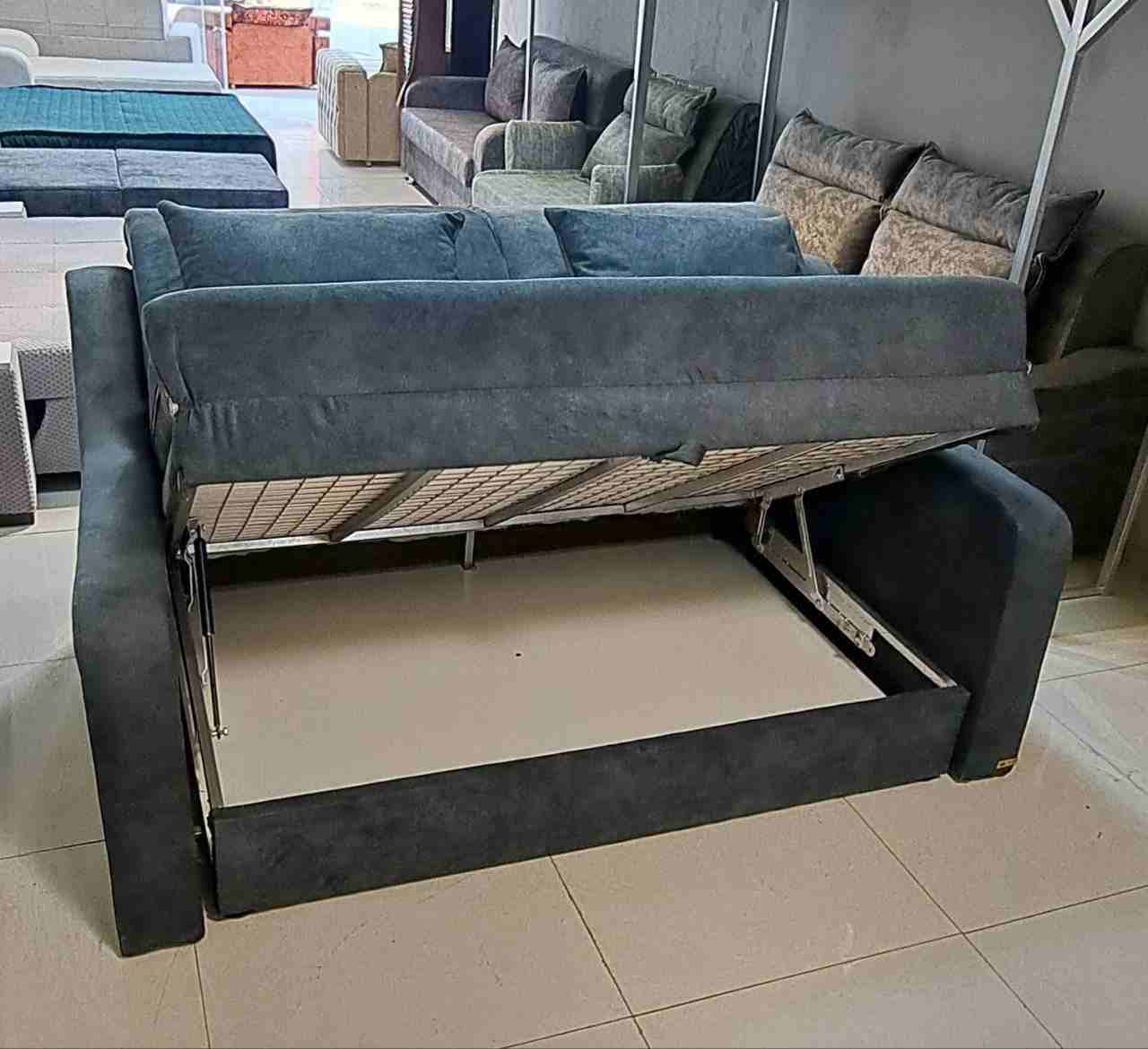 تصویر 2 از فروش اینترنتی کاناپه راحتی مدل سوئدی باکس‌دار + کیفیت فوق‌العاده
