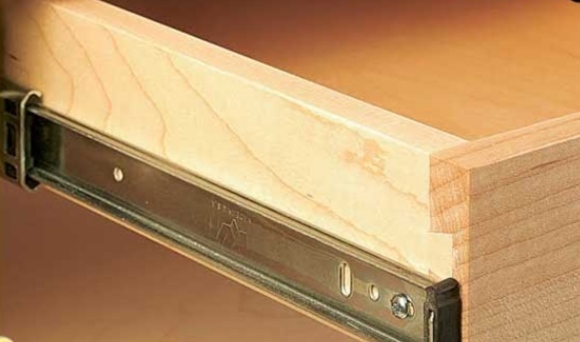 تصویر 3 از فروش عمده یراق آلات کابینت در اصفهان