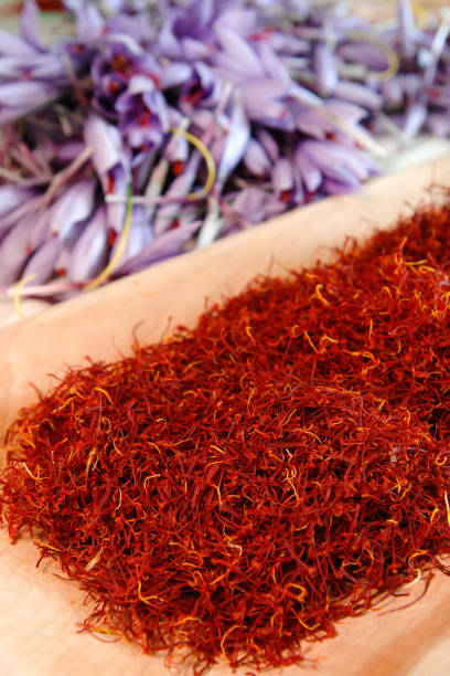 تصویر 3 از خرید و قیمت زعفران مرغوب فله + فروش عمده