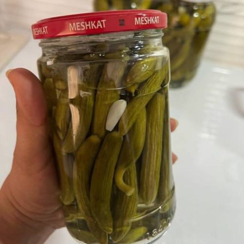 تصویر 1 از خیارشور شیشه‌ای ۷۵۰ گرمی + خرید به صرفه