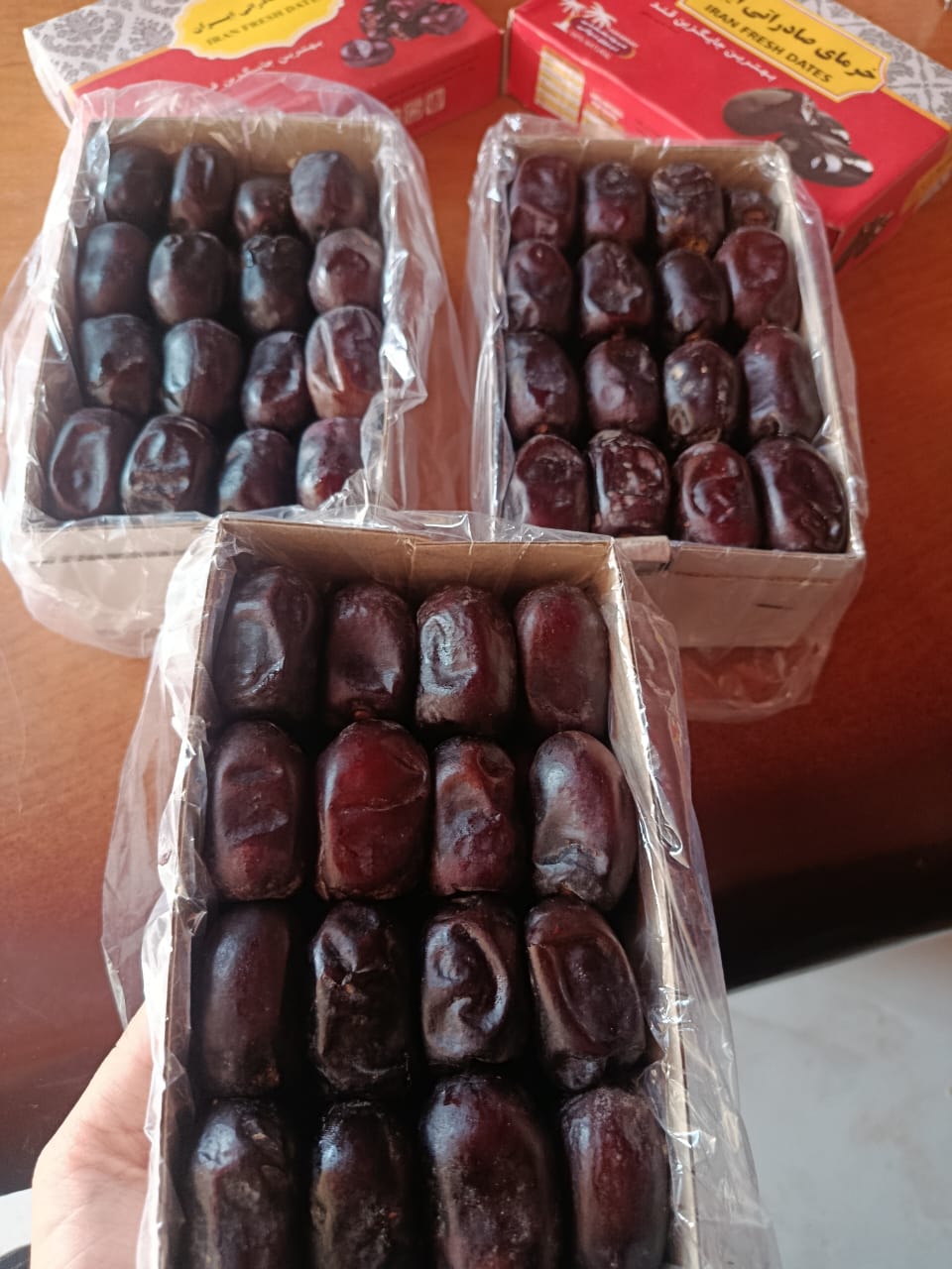 تصویر 4 از خرما مضافتی شیراز نرم و پر شیره ویژه مصرف روزانه