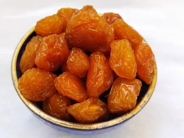 خرید جدیدترین انواع الو بخارا خشک معمولی