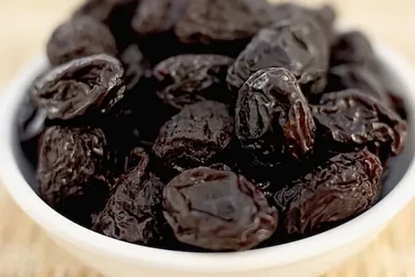 تصویر 1 از خرید و قیمت آلو بخارا خشک سیاه + فروش عمده