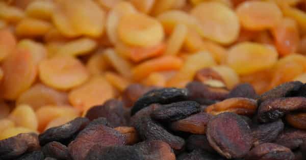 آلو بخارا طرقبه گزیده روستایی با طعم بی نظیر و شرایط ویژه