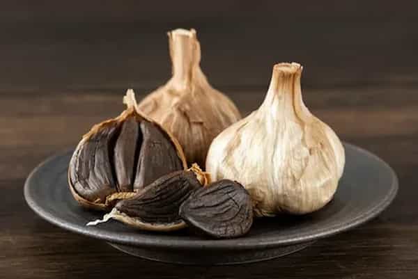 تصویر 2 از خرید و فروش سیر سیاه بدون پوست با شرایط فوق العاده
