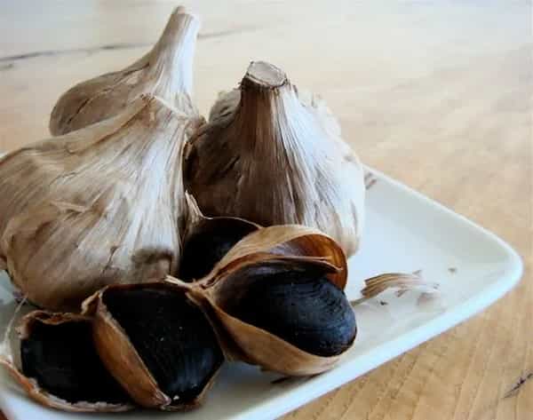 تصویر 1 از خرید و فروش سیر سیاه بدون پوست با شرایط فوق العاده