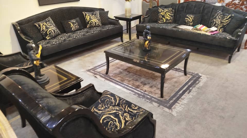مبلمان کلاسیک مشکی شیک و زیبا ست کامل ۸ نفره و میز غذاخوری + خرید باور نکردنی