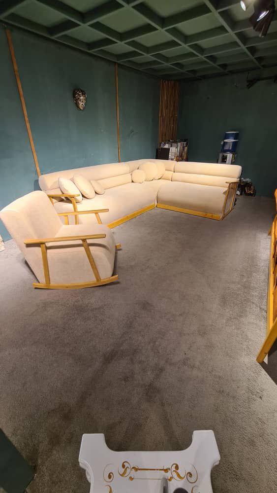قیمت خرید کارخانه ای مبل راحتی ال مدرن ۱۴۰۴ بی نظیر