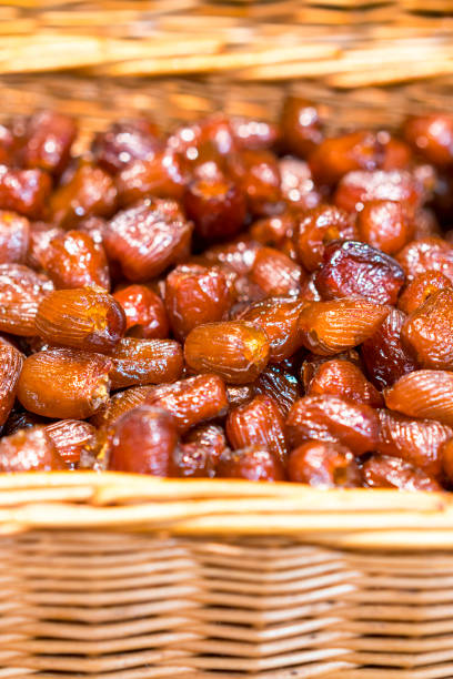 تصویر 1 از قیمت خرید خرما زاهدی صادراتی درجه یک + فروش ویژه