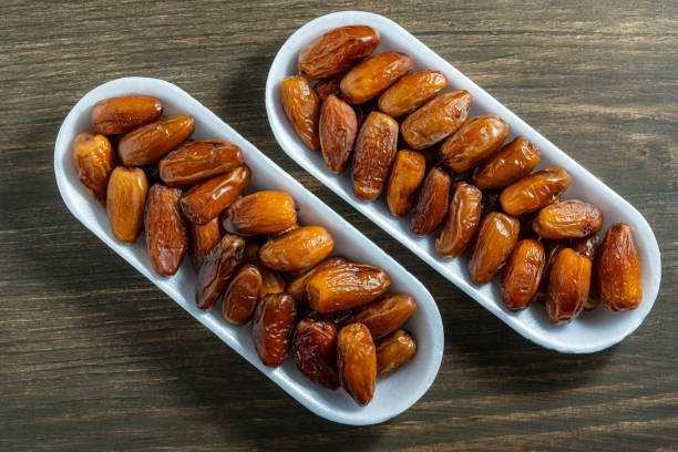 تصویر 4 از بهترین خرما زاهدی عسلی تازه فارس + قیمت خرید عالی