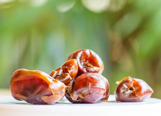 تصویر 2 از معرفی خرما زاهدی اصفهان + بهترین قیمت خرید