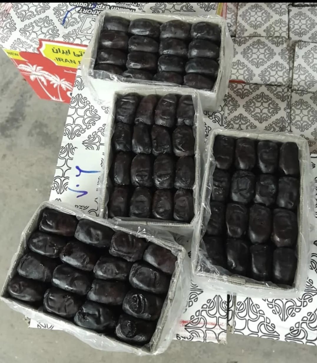 تصویر 1 از فروش عمده خرمای مضافتی + لوکس صادرات به اروپایی