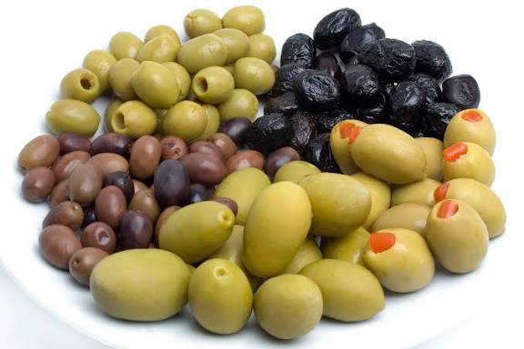 تصویر 1 از قیمت روز خرید عمده + زیتون بی هسته ویژه + حلب