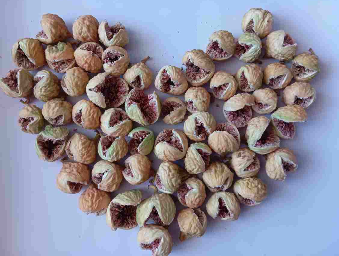 تصویر 1 از فروش ویژه انجیر خشک استهبان دست چین با تخفیف عمده
